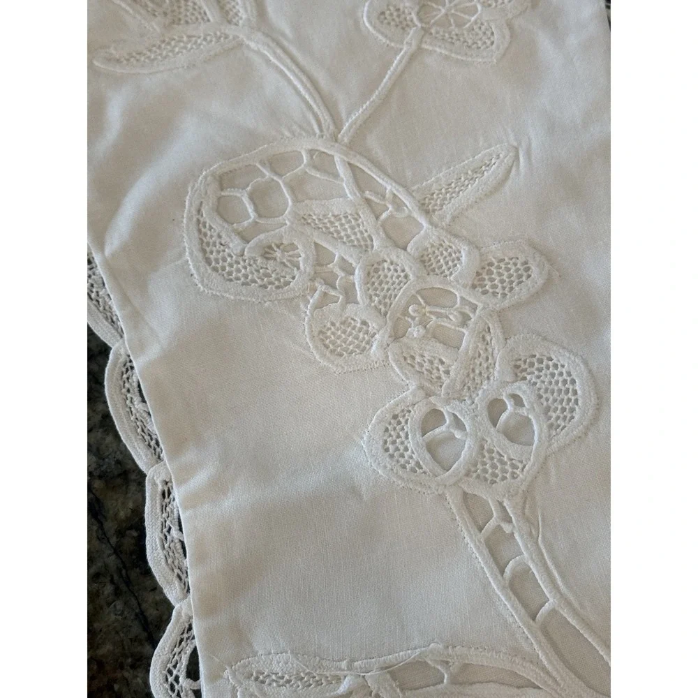 Christmas  Battenberg Lace Stocking White Embroidered Victorian Old World‎ Style